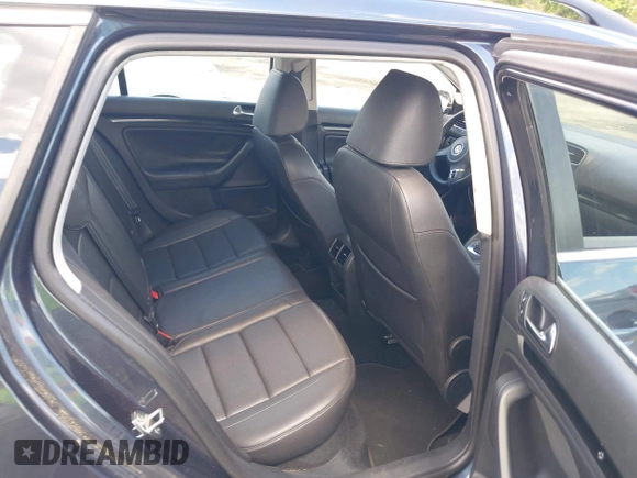 2010 Volkswagen Jetta SE with VIN 3VWTX7AJ2AM613550, listed as a IAAI auction lot 42281149 with 100,666 mi miles and . Bid and sale history available at DreamBid. Image 8.