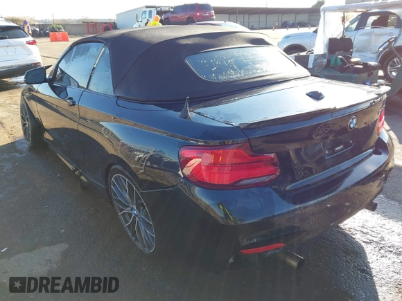 2018 BMW 2 Series M240i with VIN WBA2N1C56JVC27897, listed as a IAAI auction lot 41229981 with 39,492 mi miles. Bid and sale history available at carsss.com. Image 3.
