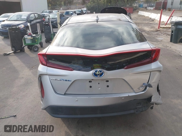 2017 Toyota Prius Plus with VIN JTDKARFP6H3039054, listed as a IAAI auction lot 41665195 with 233,161 mi miles and . Bid and sale history available at DreamBid. Image 16.