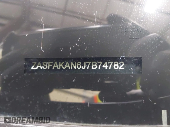2018 Alfa Romeo Stelvio z VIN ZASFAKAN6J7B74782, wystawiony jako IAAI lot #41939007 z przebiegiem 48 210 mil mil oraz . Historia ofert i sprzedaży dostępna na DreamBid. Obrazek 9.