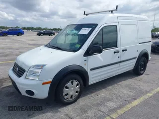 2013 Ford Transit Connect XLT с VIN NM0LS7DN9DT145612, выставлен на аукционе IAAI как лот 42186426 с пробегом 143 239 миль миль и . История ставок и продаж доступна на DreamBid. Изображение 2.