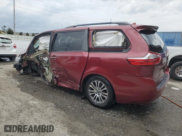 2018 Toyota Sienna XLE Auto Access Seat with VIN 5TDYZ3DC4JS915964, listed as a Copart auction lot 45853275 with 92,614 mi miles and Non repairable. Bid and sale history available at DreamBid. Image 2.