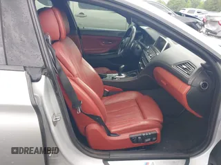 2014 BMW 6 Series 650i z VIN WBA6B2C58ED129639, wystawiony jako IAAI lot #42171786 z przebiegiem 108 677 mil mil oraz . Historia ofert i sprzedaży dostępna na DreamBid. Obrazek 5.