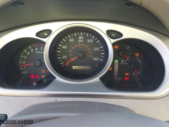 2005 Toyota Highlander with VIN JTEDP21AX50087344, listed as a IAAI auction lot 41832299 with 278,329 mi miles. Bid and sale history available at carsss.com. Image 7.