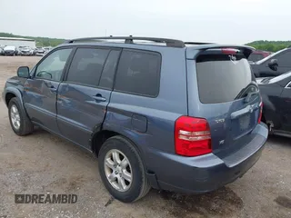 2003 Toyota Highlander z VIN JTEGF21A130105002, wystawiony jako IAAI lot #42086904 z przebiegiem 331 323 mil mil oraz . Historia ofert i sprzedaży dostępna na DreamBid. Obrazek 3.