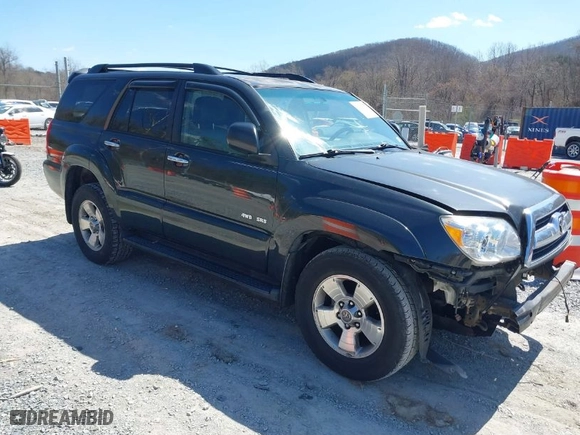 2006 Toyota 4Runner SR5 with VIN JTEBU14R868068919, listed as a IAAI auction lot 41889577 with 274,667 mi miles. Bid and sale history available at carsss.com. Image 1.