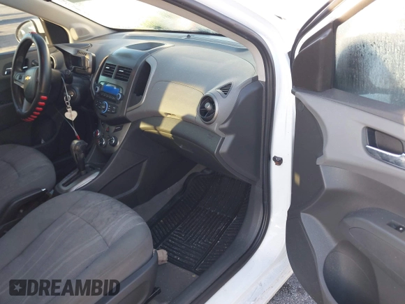 2014 Chevrolet Sonic LT with VIN 1G1JC6SH8E4231285, listed as a IAAI auction lot 41680059 with 167,666 mi miles. Bid and sale history available at carsss.com. Image 5.