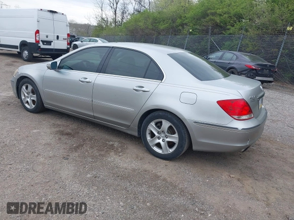 2008 Acura RL Tech Pkg with VIN JH4KB16698C003234, listed as a IAAI auction lot 42016577 with 1 mi miles. Bid and sale history available at carsss.com. Image 3.