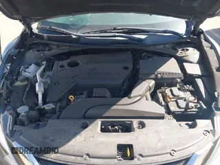 2018 Nissan Altima SR with VIN 1N4AL3AP5JC243138, listed as a IAAI auction lot 41750643 with 123,601 mi miles and . Bid and sale history available at carsss.com. Image 10.