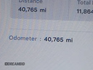 2020 Tesla Model S Long Range z VIN 5YJSA1E26LF413519, wystawiony jako IAAI lot #41742512 z przebiegiem 40 765 mil mil oraz . Historia ofert i sprzedaży dostępna na DreamBid. Obrazek 15.