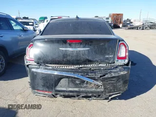 2018 Chrysler 300 Touring with VIN 2C3CCAAG9JH275955, listed as a IAAI auction lot 41399482 with 80,121 mi miles. Bid and sale history available at carsss.com. Image 16.