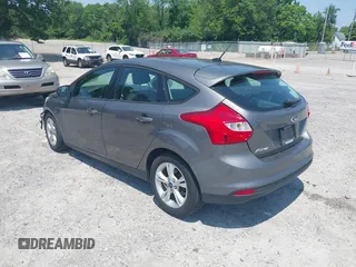 2012 Ford Focus SE z VIN 1FAHP3K28CL229646, wystawiony jako IAAI lot #42491915 z przebiegiem 174 105 mil mil oraz . Historia ofert i sprzedaży dostępna na DreamBid. Obrazek 3.