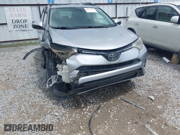 2017 Toyota RAV4 XLE with VIN 2T3WFREV5HW331648, listed as a IAAI auction lot 42137115 with 141,977 mi miles and . Bid and sale history available at DreamBid. Image 6.