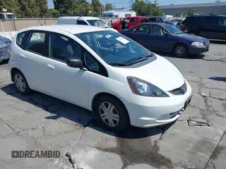 2009 Honda Fit z VIN JHMGE87259S058739, wystawiony jako IAAI lot #42641102 z przebiegiem 227 292 mil mil oraz . Historia ofert i sprzedaży dostępna na DreamBid. Obrazek 1.