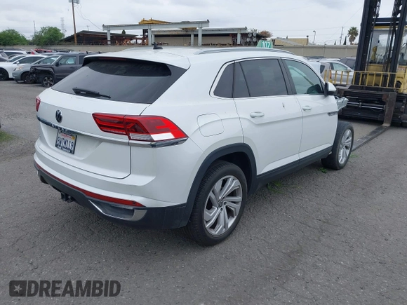 2021 Volkswagen Atlas SEL с VIN 1V2EE2CA1MC228616, выставлен на аукционе IAAI как лот 41231626 с пробегом 46 369 миль миль и . История ставок и продаж доступна на DreamBid. Изображение 4.