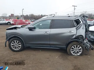 2017 Nissan Rogue SV with VIN KNMAT2MV2HP599368, listed as a IAAI auction lot 42006387 with 88,217 mi miles. Bid and sale history available at carsss.com. Image 14.
