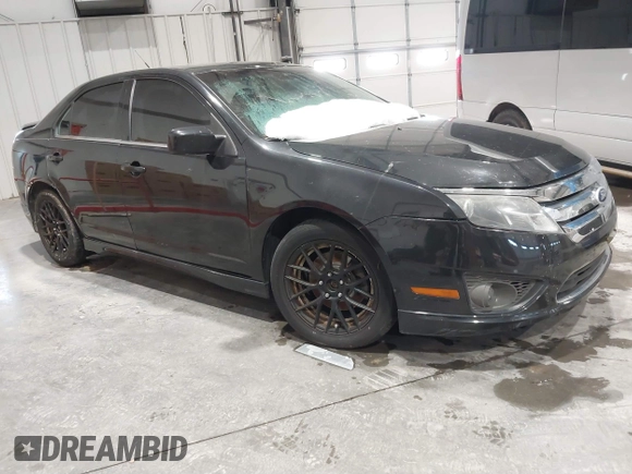 2011 Ford Fusion SPORT with VIN 3FAHP0KC2BR286173, listed as a IAAI auction lot 41276751 with 143,680 mi miles. Bid and sale history available at carsss.com. Image 1.