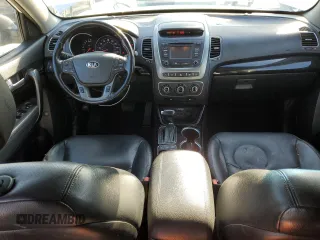2014 Kia Sorento LX with VIN 5XYKTDA70EG538475, listed as a Copart auction lot 50084425 with 209,501 mi miles and Clean Title. Bid and sale history available at carsss.com. Image 8.