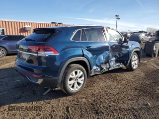 2021 Volkswagen Atlas S with VIN 1V2GC2CA7MC203640, listed as a Copart auction lot 43782745 with 61,806 mi miles and Salvage title. Bid and sale history available at DreamBid. Image 3.