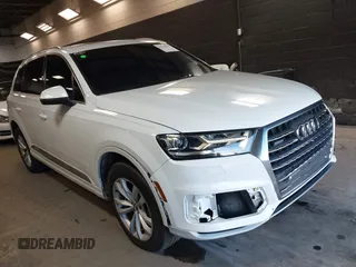 2017 Audi Q7 Premium with VIN WA1AAAF79HD033640, listed as a IAAI auction lot 40968863 with 111,260 mi miles and . Bid and sale history available at DreamBid. Image 1.