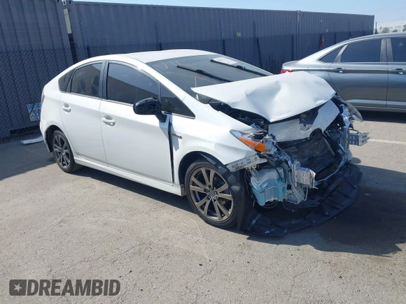 2013 Toyota Prius One with VIN JTDKN3DU8D5672924, listed as a IAAI auction lot 42011744 with 153,772 mi miles. Bid and sale history available at carsss.com. Image 1.