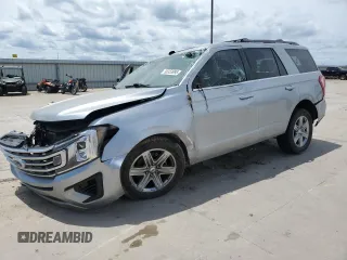 2021 Ford Expedition XLT z VIN 1FMJU1HT2MEA79897, wystawiony jako Copart lot #56353995 z przebiegiem 107 646 mil mil oraz Szkoda całkowita • Salvage title. Historia ofert i sprzedaży dostępna na DreamBid. Obrazek 1.