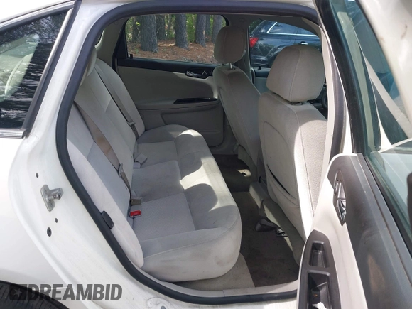 2008 Chevrolet Impala LS with VIN 2G1WB58N489210161, listed as a IAAI auction lot 42204983 with 122,667 mi miles and . Bid and sale history available at DreamBid. Image 8.