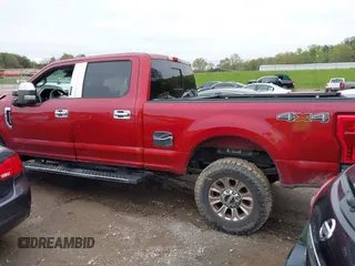 2017 Ford Super Duty F-250 SRW Lariat with VIN 1FT7W2B60HEE43855, listed as a IAAI auction lot 41972557 with 66,835 mi miles. Bid and sale history available at carsss.com. Image 14.