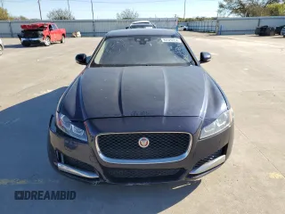 2016 Jaguar XF 35t Premium z VIN SAJBD4BV9GCY24246, wystawiony jako Copart lot #80526534 z przebiegiem Nie podano mil oraz Czysty tytuł • Clean title. Historia ofert i sprzedaży dostępna na DreamBid. Obrazek 5.