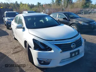 2015 Nissan Altima S with VIN 1N4AL3AP4FC159030, listed as a IAAI auction lot 42117530 with 124,237 mi miles and . Bid and sale history available at DreamBid. Image 1.