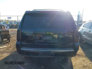 2018 GMC Yukon Denali with VIN 1GKS2CKJ7JR314465, listed as a IAAI auction lot 41763673 with 170,845 mi miles. Bid and sale history available at carsss.com. Image 17.