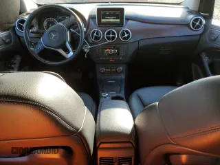 2014 Mercedes-Benz B with VIN WDDVP9AB2EJ003401, listed as a Copart auction lot 48136115 with 55,550 mi miles and Clean Title. Bid and sale history available at carsss.com. Image 8.