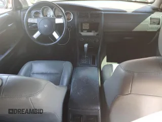 2006 Dodge Magnum R/T z VIN 2D4GV57256H121134, wystawiony jako Copart lot #49896945 z przebiegiem 83 640 mil mil oraz Szkody całkowita. Historia ofert i sprzedaży dostępna na DreamBid. Obrazek 8.