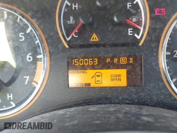 2011 Nissan Armada SV with VIN 5N1BA0ND4BN614438, listed as a IAAI auction lot 40604183 with 150,063 mi miles and . Bid and sale history available at DreamBid. Image 7.