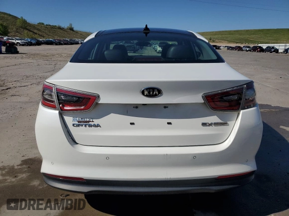 2016 Kia Optima EX z VIN KNAGN4AD2G5098712, wystawiony jako Copart lot #56588615 z przebiegiem 136 590 mil mil oraz Szkoda całkowita • Salvage title. Historia ofert i sprzedaży dostępna na DreamBid. Obrazek 6.