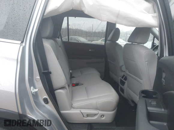2022 Honda Pilot Special Edition with VIN 5FNYF6H25NB062612, listed as a IAAI auction lot 41543052 with 31,950 mi miles. Bid and sale history available at carsss.com. Image 8.