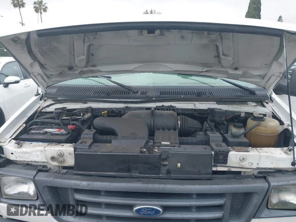 2005 Ford Econoline Cargo with VIN 1FTRE14W95HA47937, listed as a IAAI auction lot 41922991 with 175,138 mi miles. Bid and sale history available at carsss.com. Image 10.