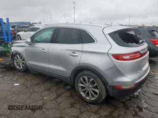 2017 Lincoln MKC Select z VIN 5LMTJ2DHXHUL40310, wystawiony jako Copart lot #72593264 z przebiegiem 73 989 mil mil oraz Czysty tytuł • Clean title. Historia ofert i sprzedaży dostępna na DreamBid. Obrazek 2.