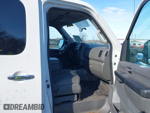 2012 Nissan NV SV with VIN 1N6AF0KY4CN114061, listed as a IAAI auction lot 41613940 with 115,052 mi miles. Bid and sale history available at carsss.com. Image 5.