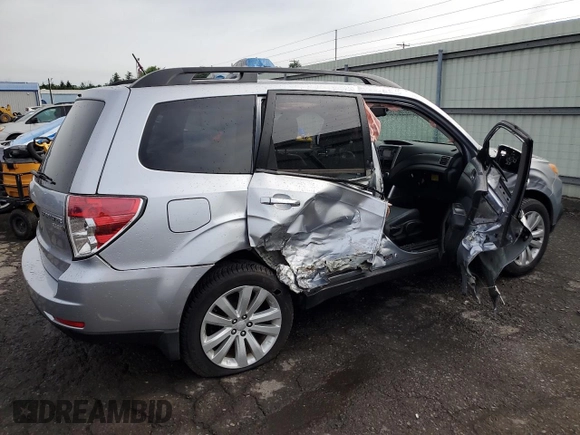 2013 Subaru Forester X Limited with VIN JF2SHAEC9DH424022, listed as a Copart auction lot 63052205 with 118,970 mi miles and Salvage title. Bid and sale history available at DreamBid. Image 3.