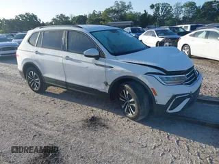 2022 Volkswagen Tiguan S с VIN 3VV1B7AX0NM126321, выставлен на аукционе IAAI как лот 41939646 с пробегом 62 309 миль миль и . История ставок и продаж доступна на DreamBid. Изображение 1.