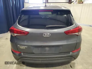 2016 Hyundai Tucson SE z VIN KM8J23A40GU114418, wystawiony jako Copart lot #87868505 z przebiegiem Nie podano mil oraz Czysty tytuł • Clean title. Historia ofert i sprzedaży dostępna na DreamBid. Obrazek 6.