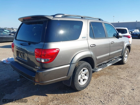 2006 Toyota Sequoia SR5 with VIN 5TDZT34A16S275000, listed as a IAAI auction lot 41615996 with 165,018 mi miles. Bid and sale history available at carsss.com. Image 4.