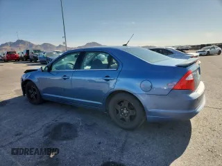 2010 Ford Fusion SE z VIN 3FAHP0HA1AR138892, wystawiony jako Copart lot #59781125 z przebiegiem 157 900 mil mil oraz Szkoda całkowita • Salvage title. Historia ofert i sprzedaży dostępna na DreamBid. Obrazek 2.