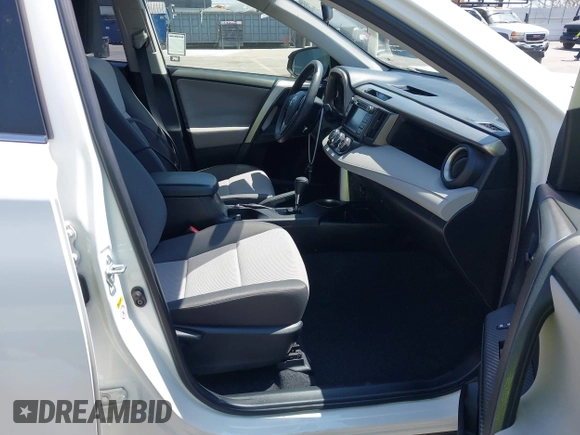 2014 Toyota RAV4 LE with VIN JTMZFREV0EJ020622, listed as a IAAI auction lot 42606275 with 41,645 mi miles and . Bid and sale history available at DreamBid. Image 5.