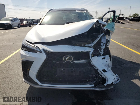 2024 Lexus NX 350 F Sport z VIN 2T2KGCEZ9RC040301, wystawiony jako Copart lot #58725945 z przebiegiem Nie podano mil oraz Szkoda całkowita • Salvage title. Historia ofert i sprzedaży dostępna na DreamBid. Obrazek 5.