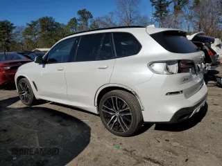 2022 BMW X5 sDrive40i with VIN 5UXCR4C01N9J97204, listed as a Copart auction lot 88157405 with 34,788 mi miles and Salvage Title. Bid and sale history available at carsss.com. Image 2.