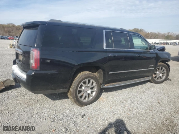 2020 GMC Yukon XL Denali with VIN 1GKS1HKJ0LR182572, listed as a Copart auction lot 80741994 with 107,195 mi miles and Salvage Title. Bid and sale history available at carsss.com. Image 3.