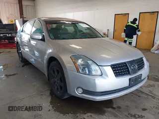 2004 Nissan Maxima SE with VIN 1N4BA41E94C817663, listed as a IAAI auction lot 41805220 with 167,828 mi miles. Bid and sale history available at carsss.com. Image 1.