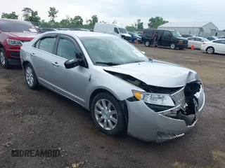 2012 Lincoln MKZ z VIN 3LNHL2GC4CR835010, wystawiony jako IAAI lot #42479902 z przebiegiem 85 133 mil mil oraz . Historia ofert i sprzedaży dostępna na DreamBid. Obrazek 1.